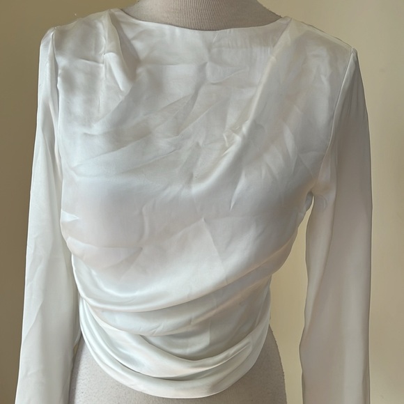 New! Zara small satin effect tucked back open long sleeve top. - Picture 6 of 10